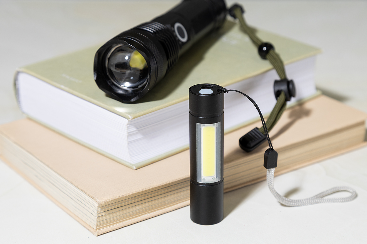 Chargelight Plus - Lampe de poche rechargeable