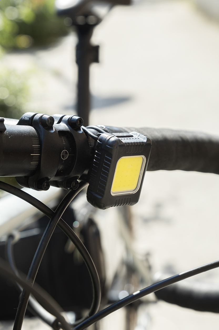 Cobik - éclairage rechargeable pour bicyclette
